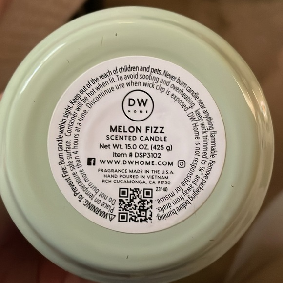 DW Homes Melon Fizz Soda Candle - Large Single Wick - Picture 2 of 2